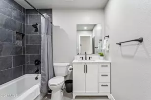 8725 E Osborn Rd, Scottsdale, AZ 85251 - Photo 22