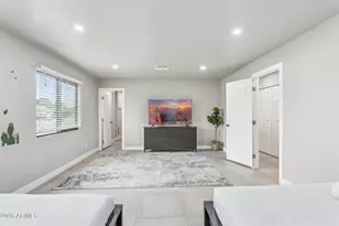 8725 E Osborn Rd, Scottsdale, AZ 85251 - Photo 14