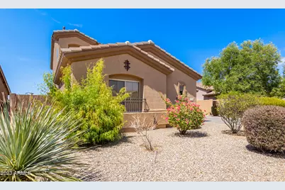 17848 W Summerhaven Drive, Goodyear, AZ 85338 - Photo 4