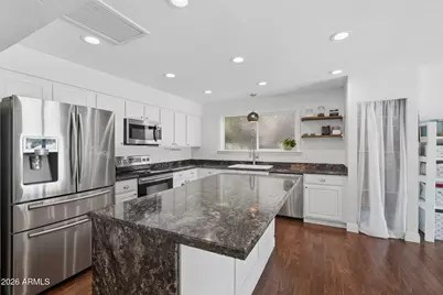 270 E Kroll Drive, Gilbert, AZ 85234 - Photo 6