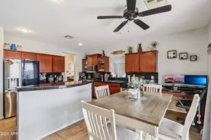 1847 N Westfall Ln, Casa Grande, AZ 85122 - Photo 14