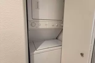 255 S Kyrene Rd, Chandler, AZ 85226 - Photo 8