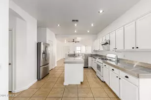 2645 S Southwind Dr, Gilbert, AZ 85295 - Photo 24