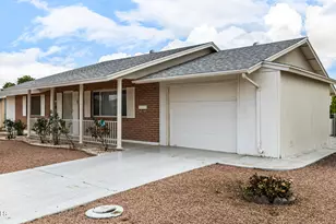 10415 W Cinnebar Ave, Sun City, AZ 85351 - Photo 4