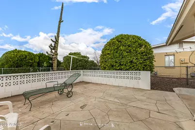 10415 W Cinnebar Avenue, Sun City, AZ 85351 - Photo 28