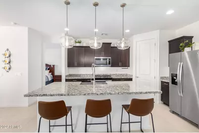 17406 W Red Fox Road, Surprise, AZ 85387 - Photo 10