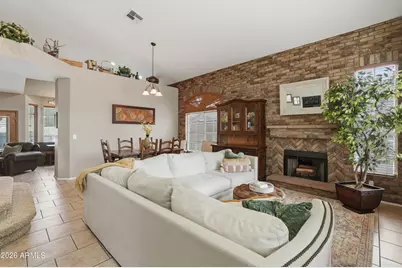 2570 W Shannon Court, Chandler, AZ 85224 - Photo 4