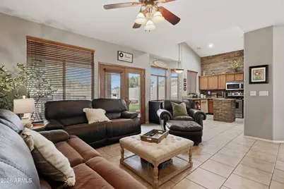 2570 W Shannon Court, Chandler, AZ 85224 - Photo 8