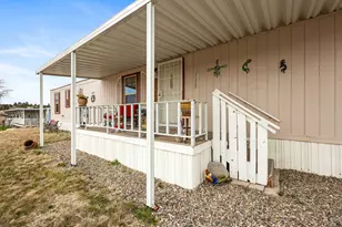 18420 S Frontier Rd, Peeples Valley, AZ 86332 - Photo 20