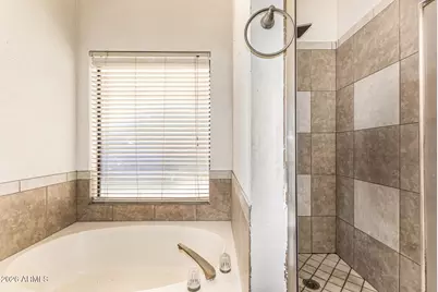 8851 W Keim Drive, Glendale, AZ 85305 - Photo 20