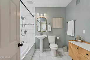 6119 E Carnation Cir, Phoenix, AZ 85018 - Photo 22