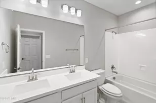 8926 W Denton Ln, Glendale, AZ 85305 - Photo 34