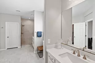 8926 W Denton Ln, Glendale, AZ 85305 - Photo 24