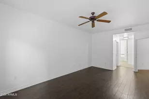 5450 E Deer Valley Dr, Phoenix, AZ 85054 - Photo 22