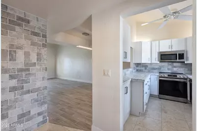 2931 E Rose Lane, Phoenix, AZ 85016 - Photo 6