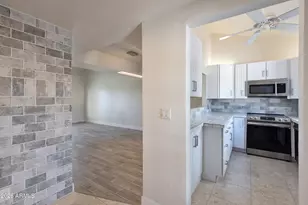 2931 E Rose Ln, Phoenix, AZ 85016 - Photo 6