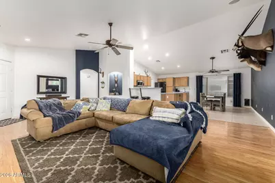 15842 W Tara Lane, Surprise, AZ 85374 - Photo 8