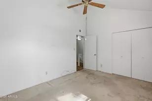 4530 E Rhonda Dr, Phoenix, AZ 85018 - Photo 16