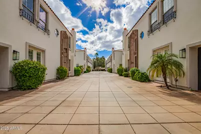 111 W Missouri Avenue #F, Phoenix, AZ 85013 - Photo 4