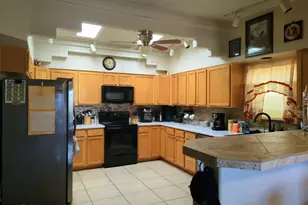 1140 E Sahuaro Dr, Sierra Vista, AZ 85635 - Photo 10