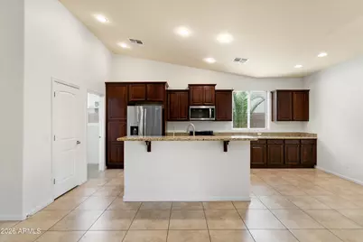 7809 W Adam Avenue, Peoria, AZ 85382 - Photo 10