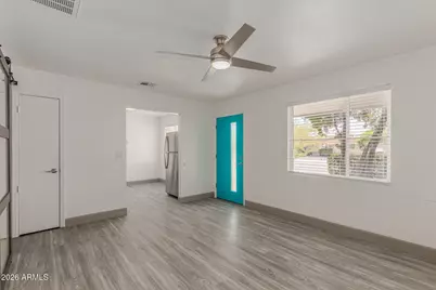 10002 N 18th Avenue, Phoenix, AZ 85021 - Photo 6