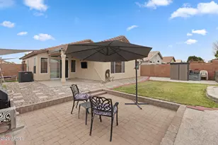 936 E Montoya Ln, Phoenix, AZ 85024 - Photo 4