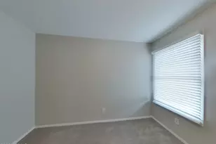 2323 E Grenadine Rd, Phoenix, AZ 85040 - Photo 14