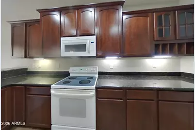 2323 E Grenadine Road, Phoenix, AZ 85040 - Photo 6