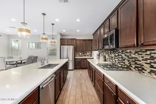 2333 W Gloria Ln, Phoenix, AZ 85085 - Photo 4