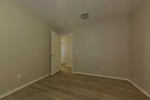 1368 S 228th Dr, Buckeye, AZ 85326 - Photo 8