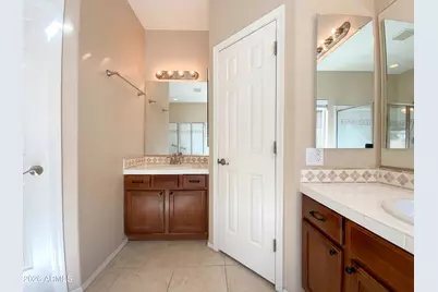 18236 N Jameson Drive, Maricopa, AZ 85138 - Photo 12