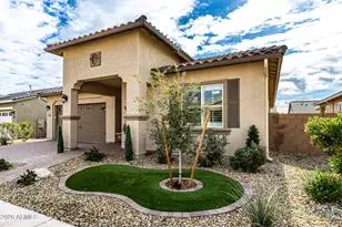 24697 N 174th Ln, Surprise, AZ 85387 - Photo 2