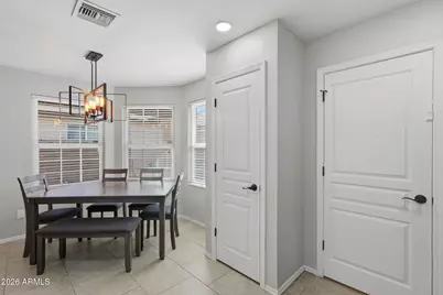 6314 W Lawrence Lane, Glendale, AZ 85302 - Photo 18