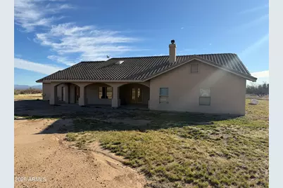 8081 S Fairfield Circle, Hereford, AZ 85615 - Photo 1