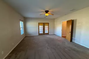 8081 S Fairfield Cir, Hereford, AZ 85615 - Photo 12