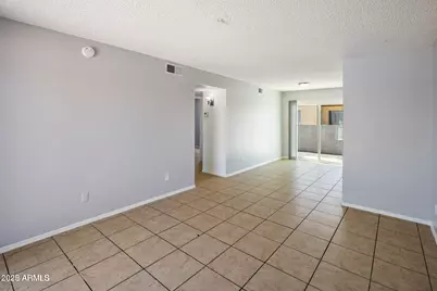 3823 N 23rd Drive, Phoenix, AZ 85015 - Photo 8