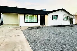 3301 E Palm Ln E, Phoenix, AZ 85008 - Photo 2