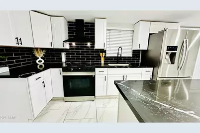 3301 E Palm Lane E, Phoenix, AZ 85008 - Photo 2