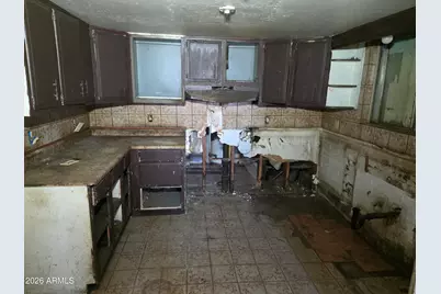 1324 W Pecan Road, Phoenix, AZ 85041 - Photo 10