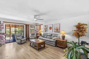 12238 S Shoshoni Dr, Phoenix, AZ 85044 - Photo 8