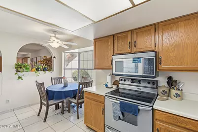 12238 S Shoshoni Drive, Phoenix, AZ 85044 - Photo 6