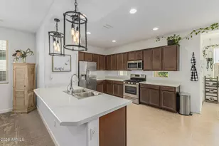 7413 S 22nd Ave, Phoenix, AZ 85041 - Photo 1