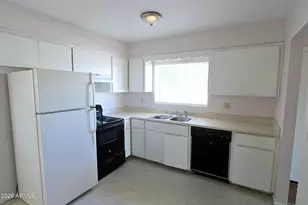 1000 N Pueblo Dr, Casa Grande, AZ 85122 - Photo 4