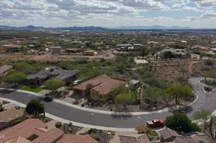 909 W Spur Dr, Phoenix, AZ 85085 - Photo 52