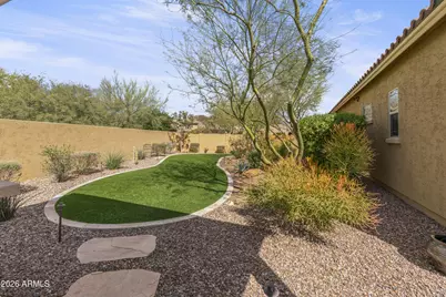 909 W Spur Drive, Phoenix, AZ 85085 - Photo 32