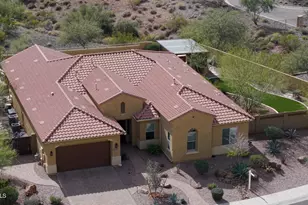 909 W Spur Dr, Phoenix, AZ 85085 - Photo 4