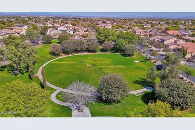 14878 W Pershing Street, Surprise, AZ 85379 - Photo 16