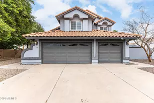 3348 E Glenhaven Dr, Phoenix, AZ 85048 - Photo 2