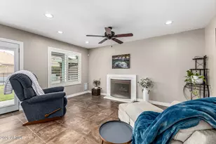 3348 E Glenhaven Dr, Phoenix, AZ 85048 - Photo 18